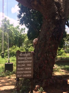 The Killing Fields - monument över Pol Pots avskyvärda handlingar